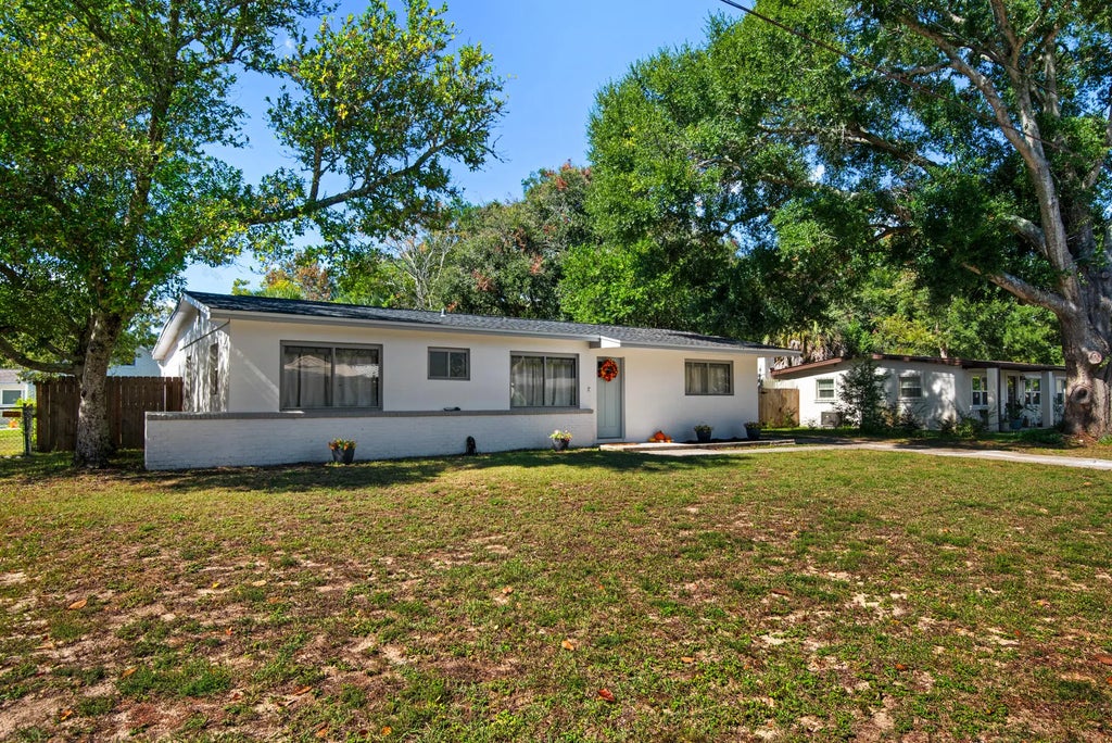 2 of 34 - 415 Avon Lane Lane, Mary Esther, FL