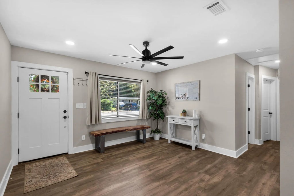 3 of 34 - 415 Avon Lane Lane, Mary Esther, FL