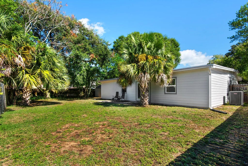 30 of 34 - 415 Avon Lane Lane, Mary Esther, FL