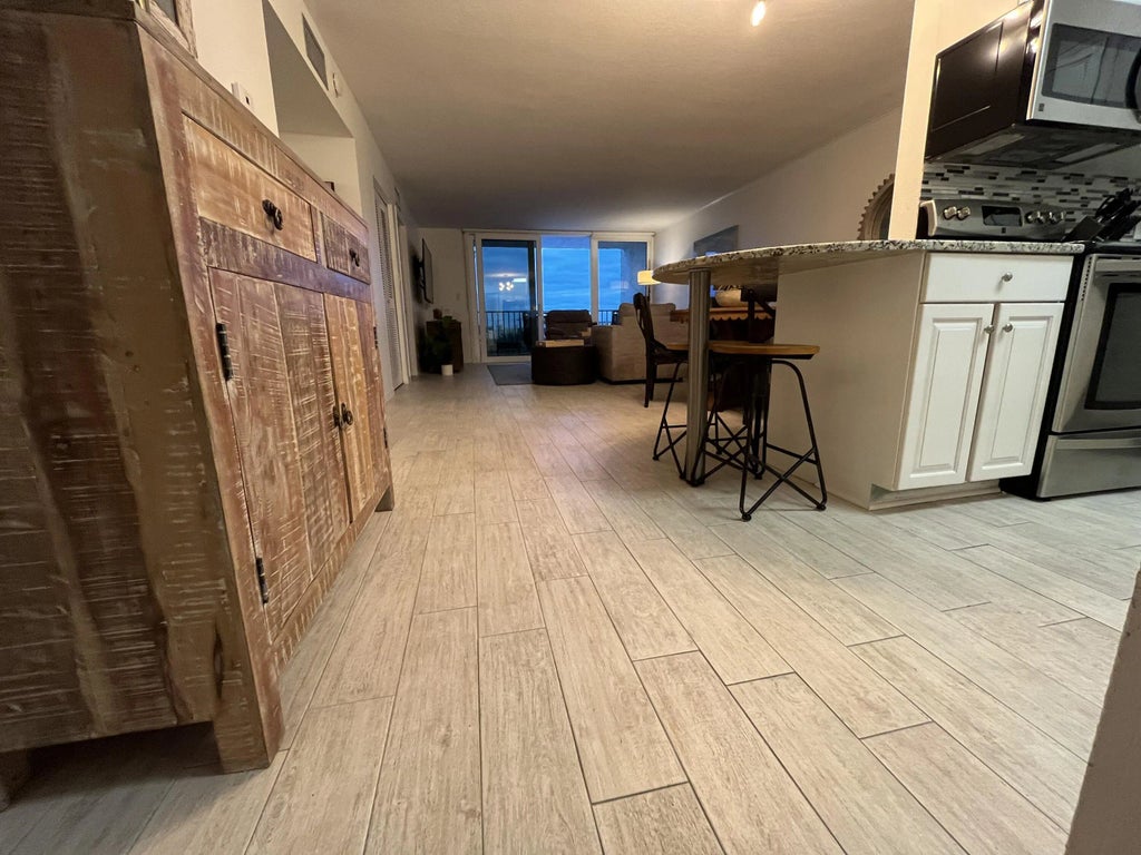 17 of 26 - 30 Moreno Point Road 404a, Destin, FL