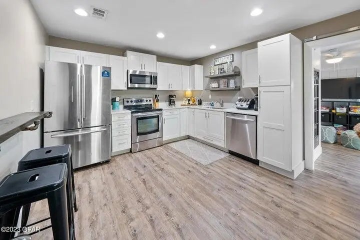 9 of 32 - 21508 Sunset Avenue, Panama City Beach, FL