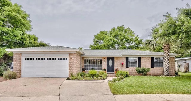 711 Legion Drive, Destin