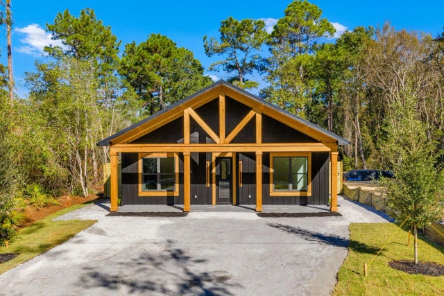 Photo of Listing #989246