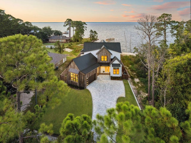 Photo of Listing #989263