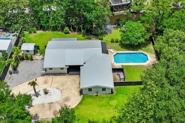 Photo of Listing #989500