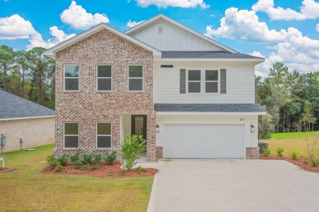 317 Shoal River Drive Drive, Crestview