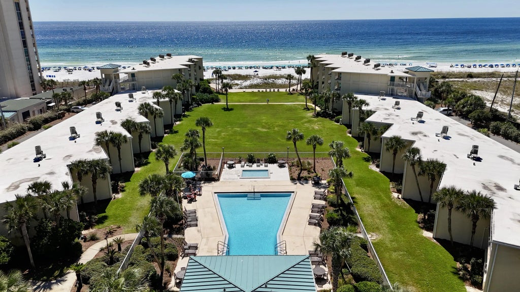 1030 Hwy 98 20, Destin