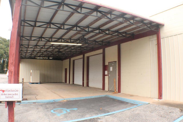 Photo of Listing #810746