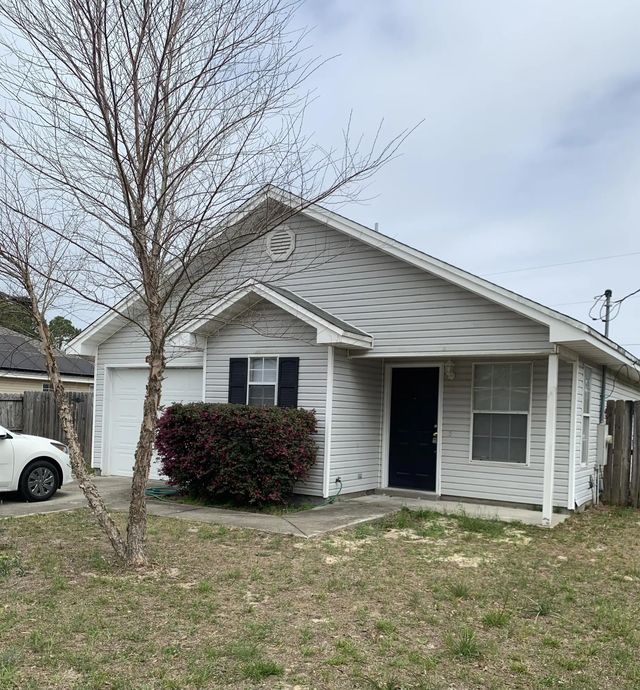 Photo of Listing #892671
