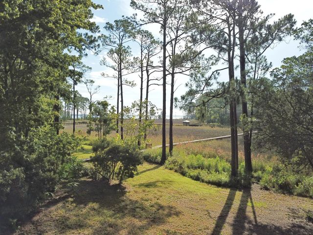 Photo of Listing #900842