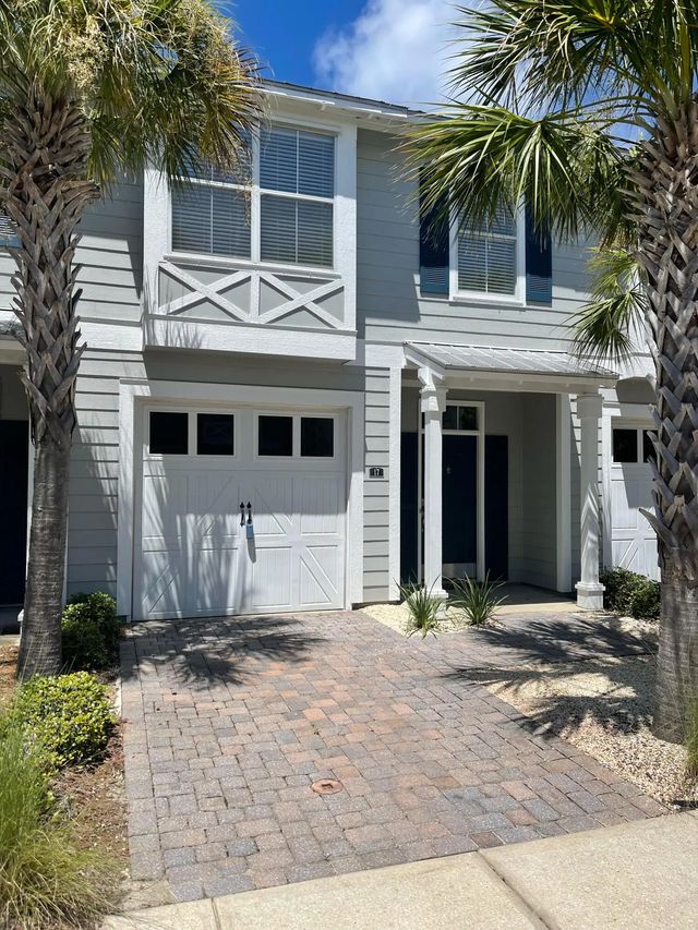 Photo of Listing #908250