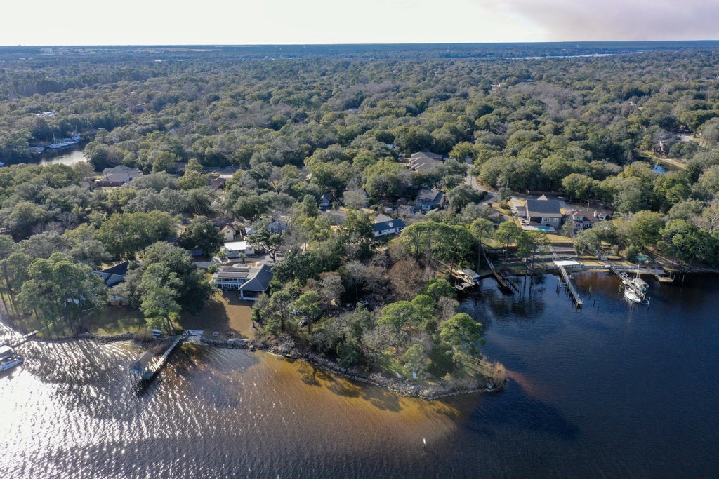 12 of 28 - 404 Seville Circle, Niceville, FL