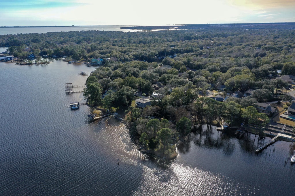 18 of 28 - 404 Seville Circle, Niceville, FL