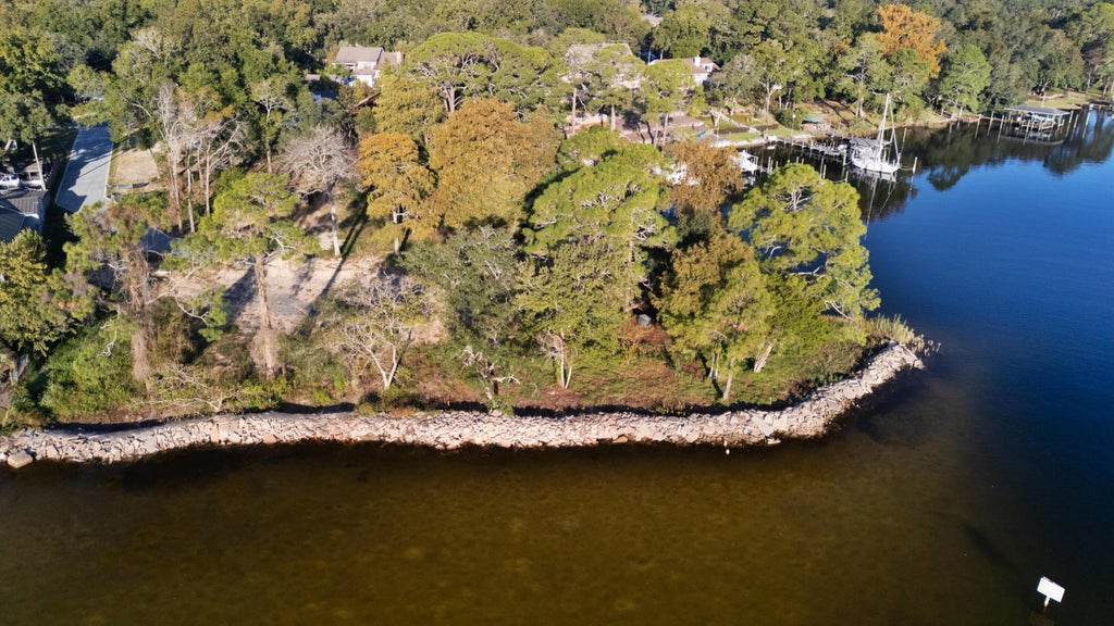 22 of 28 - 404 Seville Circle, Niceville, FL