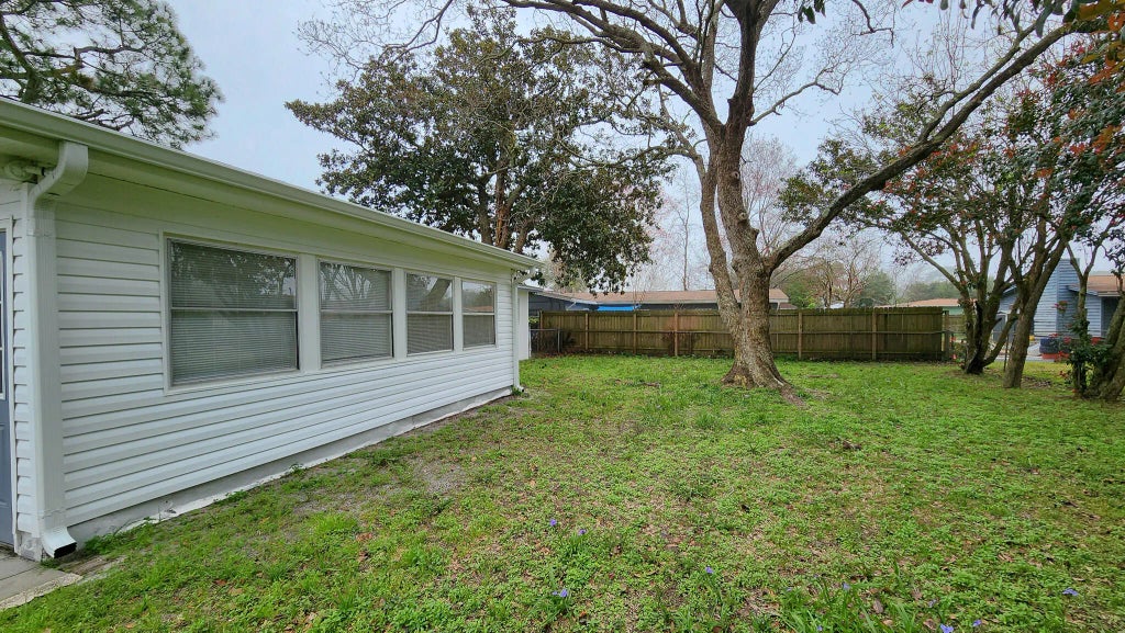 25 of 26 - 261 Lee Drive, Mary Esther, FL