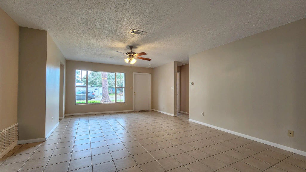 7 of 26 - 261 Lee Drive, Mary Esther, FL