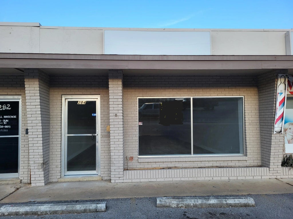 4 of 5 - 284 Ne Eglin Pkwy Parkway, Fort Walton Beach, FL
