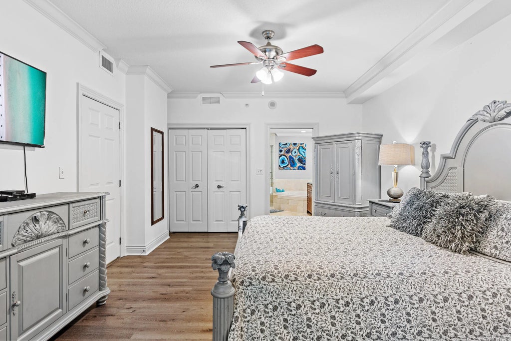 29 of 47 - 10 Harbor Boulevard W221, Destin, FL
