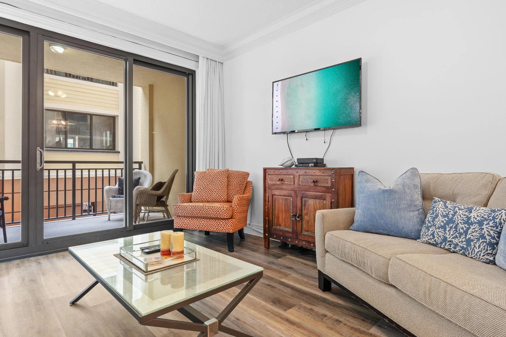 8 of 47 - 10 Harbor Boulevard W221, Destin, FL