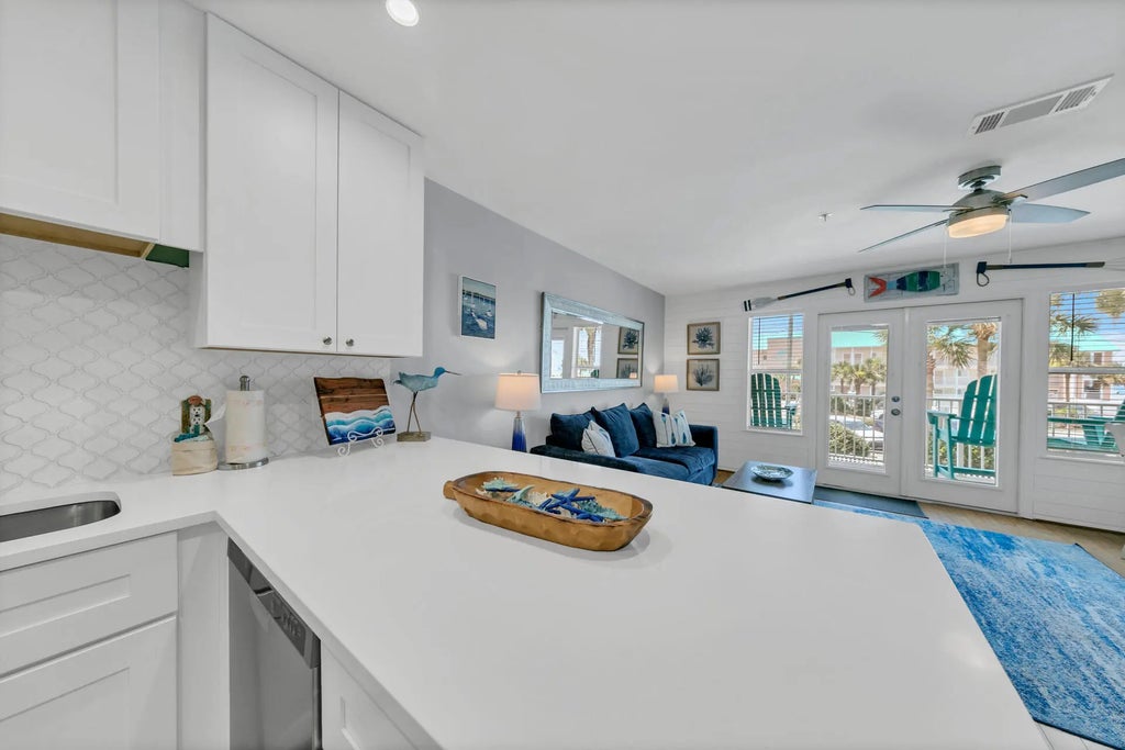 12 of 38 - 3291 Scenic Highway 98 208, Destin, FL