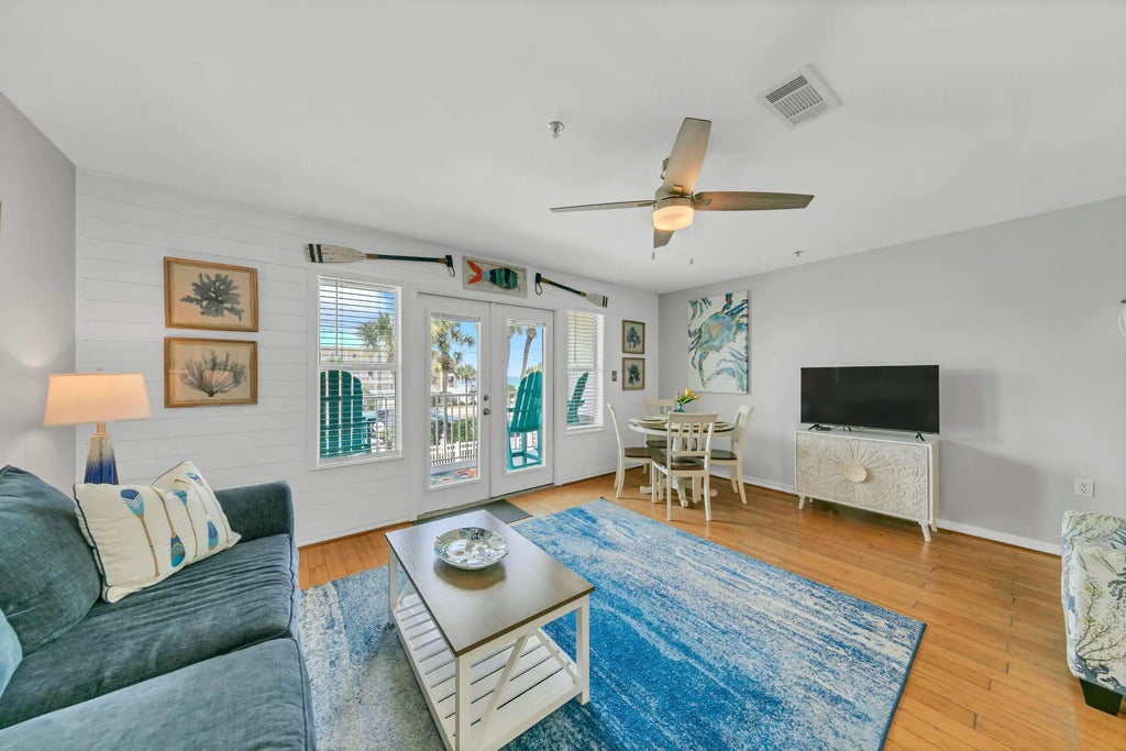 9 of 38 - 3291 Scenic Highway 98 208, Destin, FL