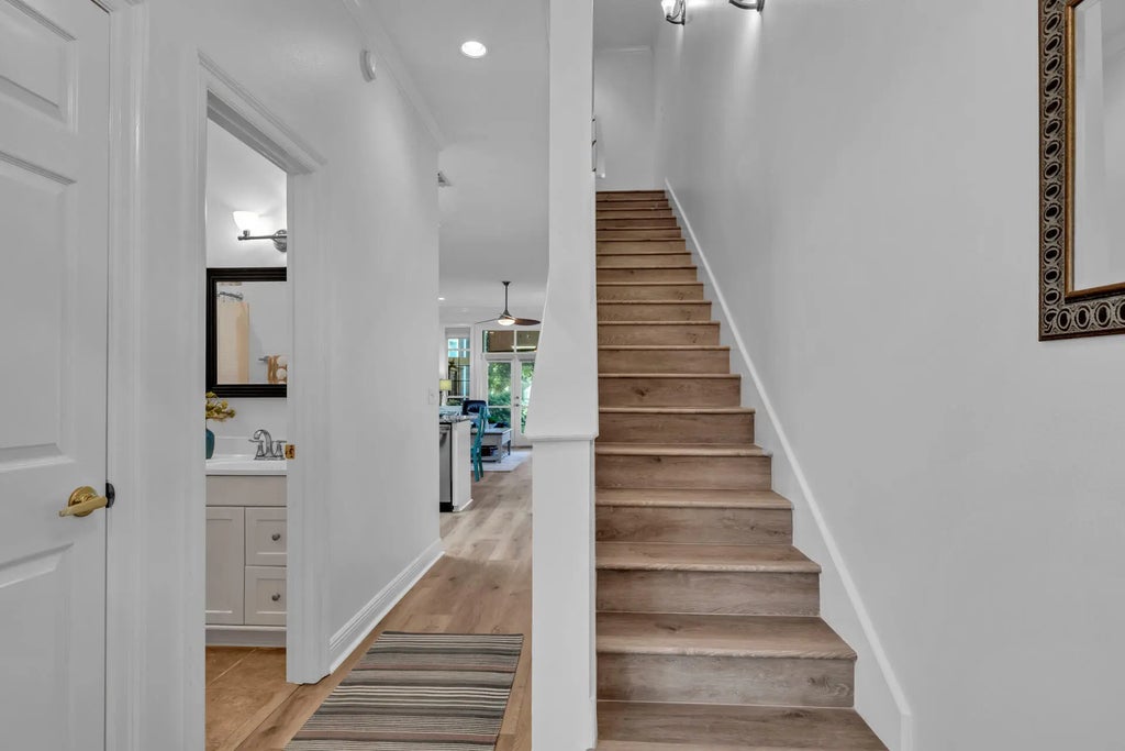 17 of 38 - 64 Vantage Point 64, Miramar Beach, FL