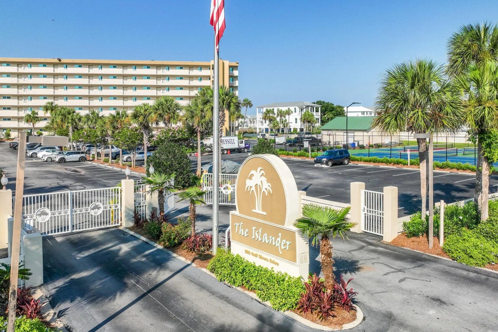 46 of 66 - 502 Gulf Shore Drive Unit 205, Destin, FL