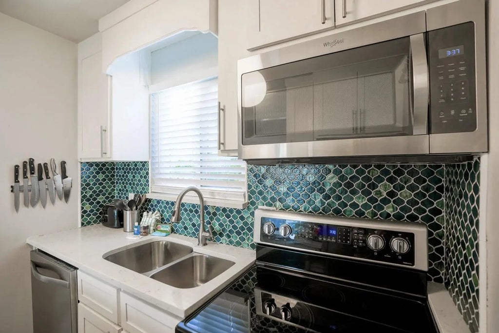 9 of 50 - 775 Gulf Shore Drive Unit 3100, Destin, FL