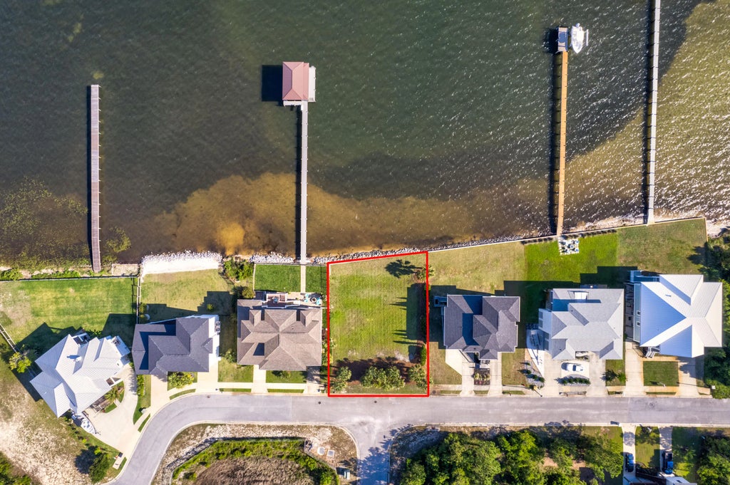 9 of 11 - 6007 Emerald Sound Drive, Gulf Breeze, FL