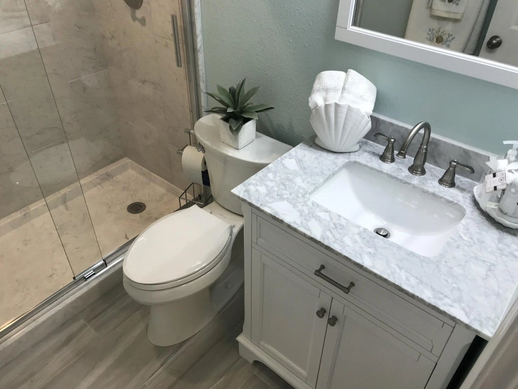 14 of 23 - 209 W Miracle Strip Parkway Apt B202, Mary Esther, FL