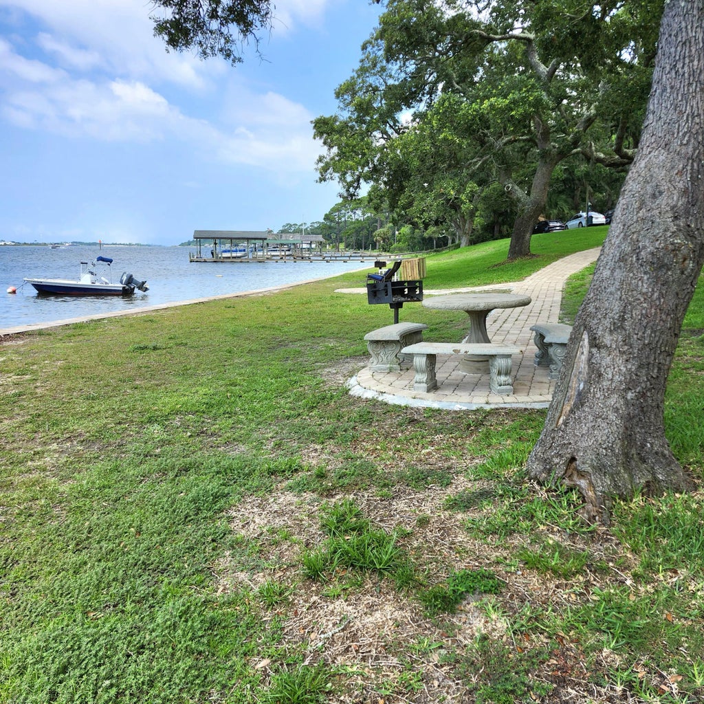 20 of 23 - 209 W Miracle Strip Parkway Apt B202, Mary Esther, FL