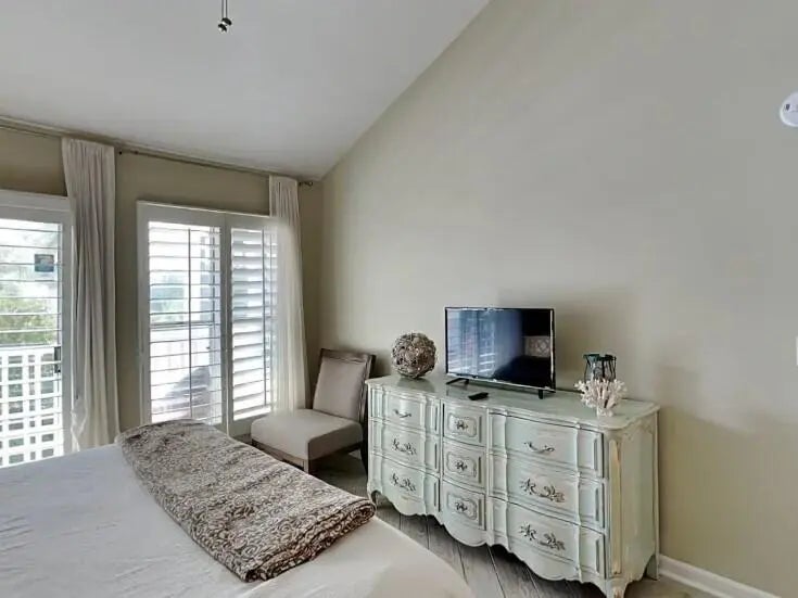 21 of 40 - 4984 W County Highway 30a Road Apt 7b, Santa Rosa Beach, FL