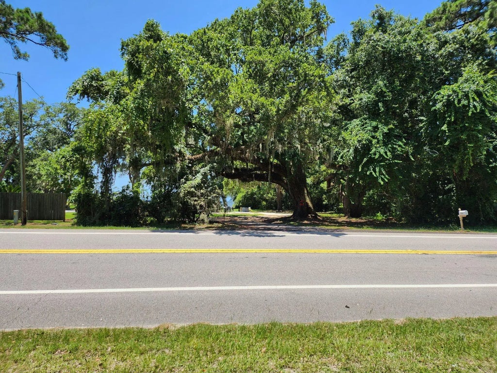 12 of 23 - 7397 W State Highway 20, Freeport, FL