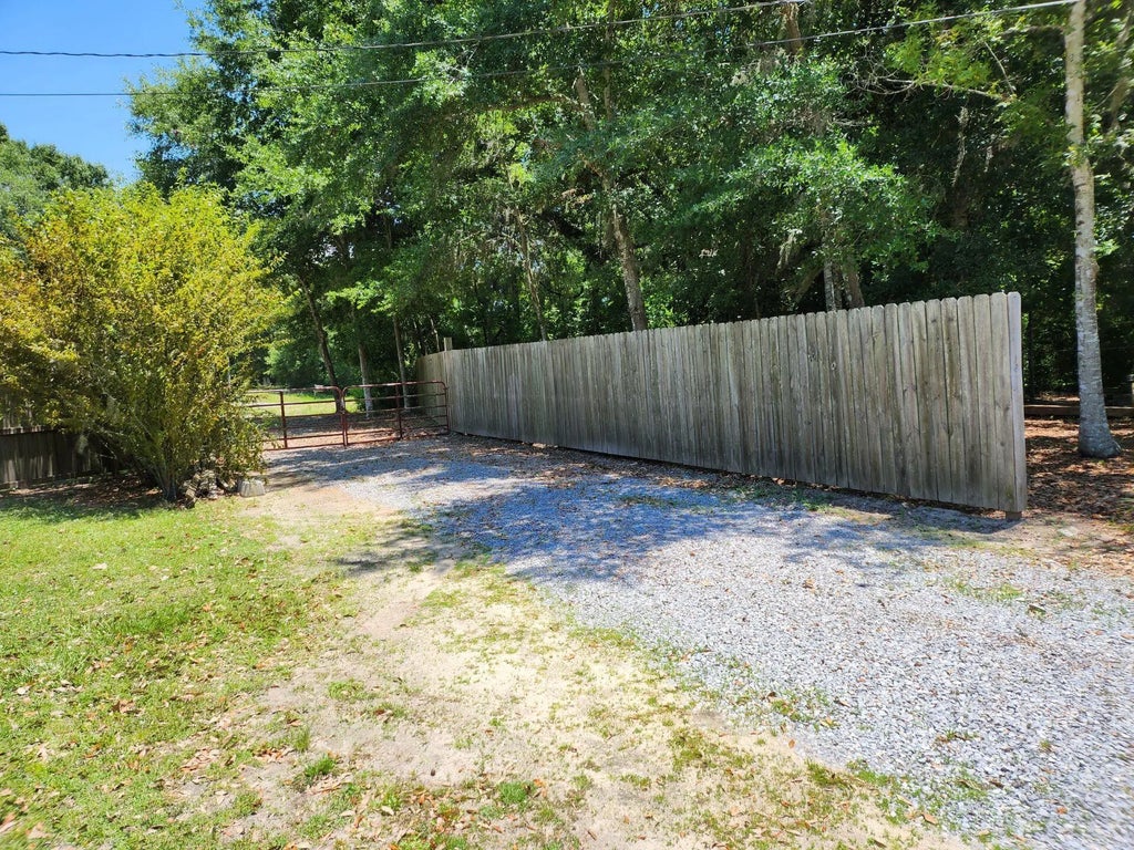 21 of 23 - 7397 W State Highway 20, Freeport, FL