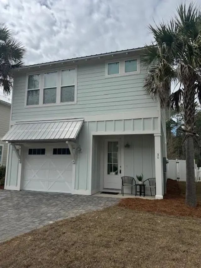 Photo of Listing #955401