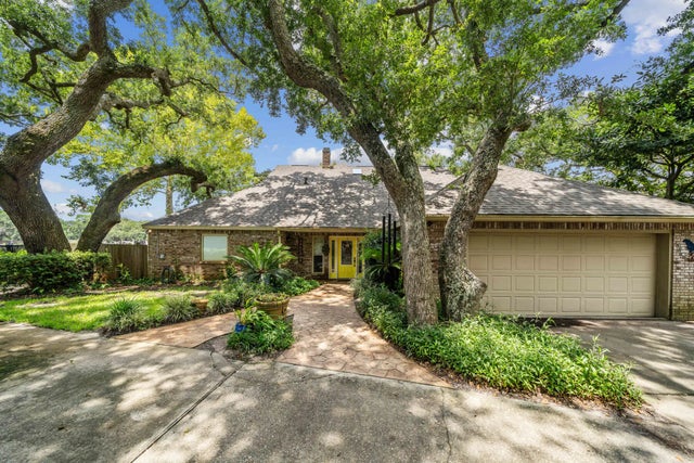5 Cross Court, Destin
