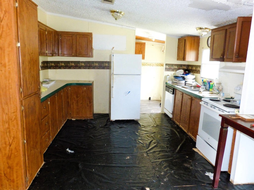 8 of 19 - 12256 Hwy 81, Ponce De Leon, FL