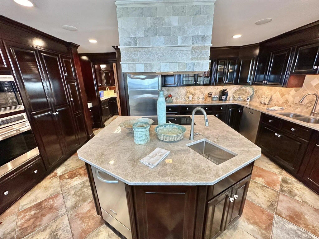 28 of 137 - 4651 Southwinds Drive 4651 & 4652, Miramar Beach, FL