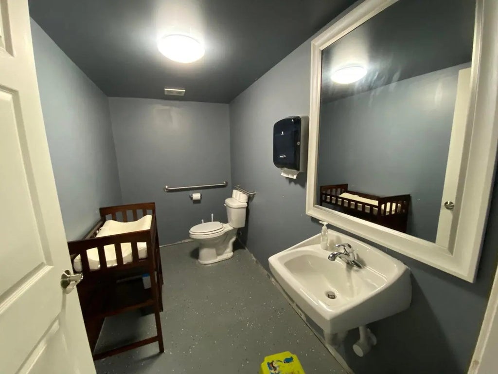 11 of 15 - 410 W James Lee Boulevard, Crestview, FL