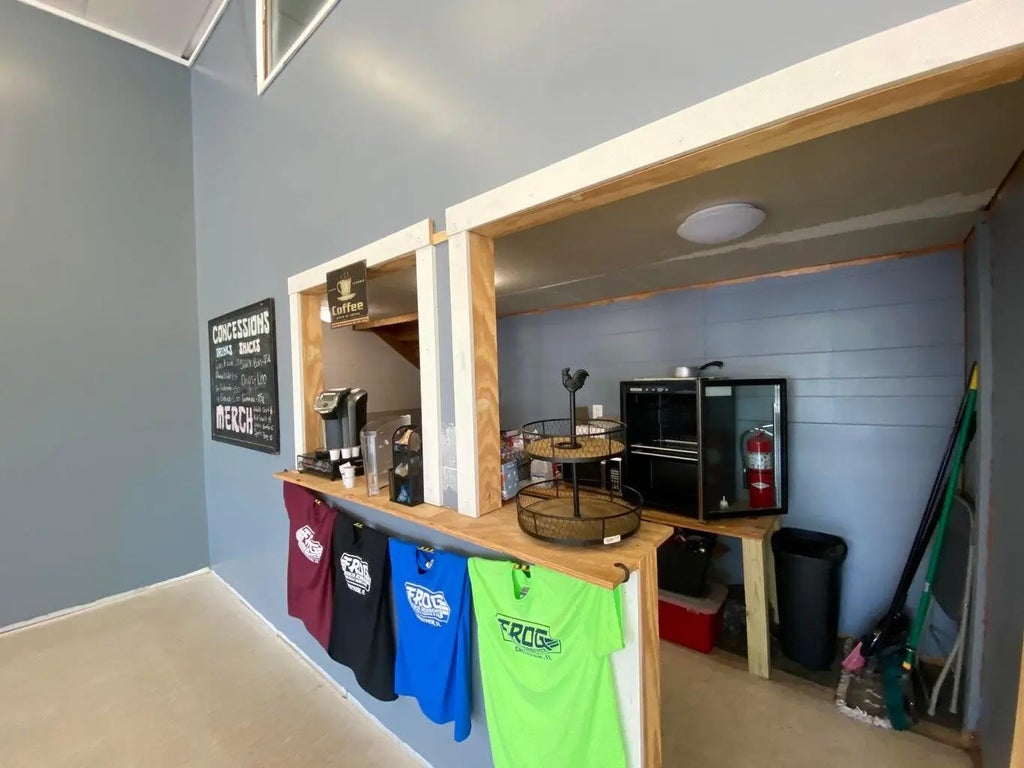 9 of 15 - 410 W James Lee Boulevard, Crestview, FL