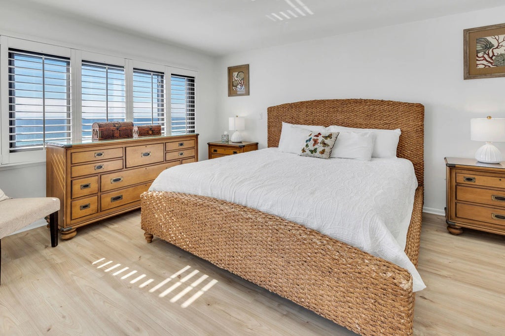 13 of 38 - 1044 Highway 98 Unit 803, Destin, FL