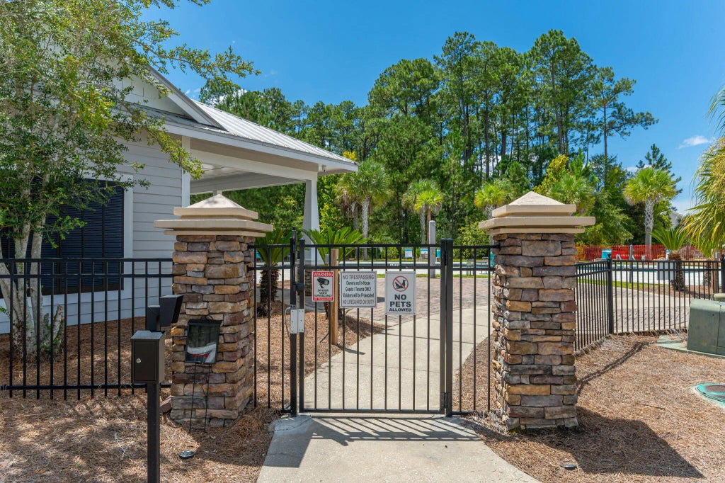 18 of 23 - 166 N Sand Palm Road, Freeport, FL