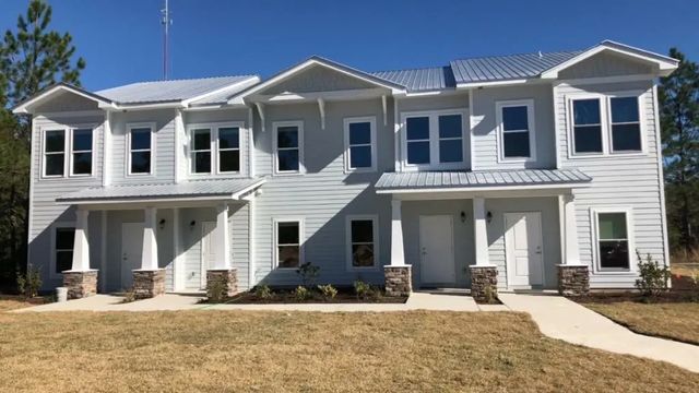 Photo of Listing #957758