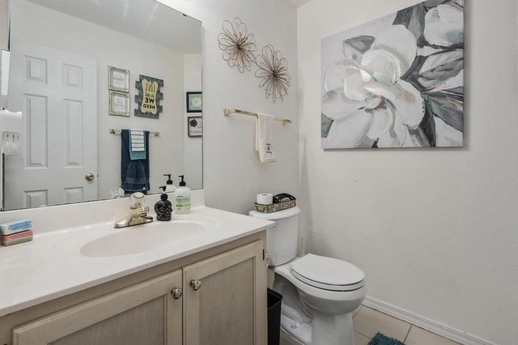 19 of 55 - 2812 Lee Trevino Court, Shalimar, FL