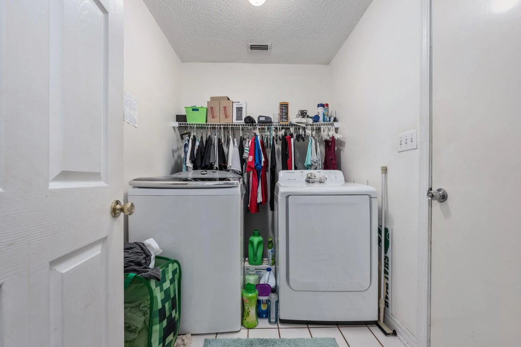 42 of 55 - 2812 Lee Trevino Court, Shalimar, FL