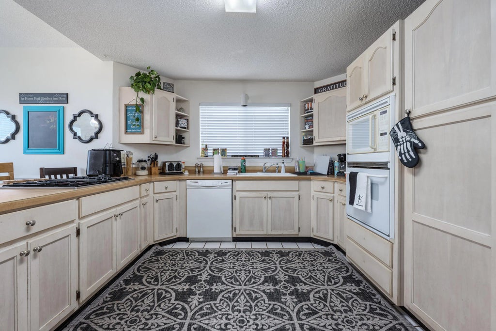 9 of 55 - 2812 Lee Trevino Court, Shalimar, FL