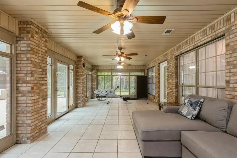 42 of 83 - 7060 Summit Drive, Navarre, FL