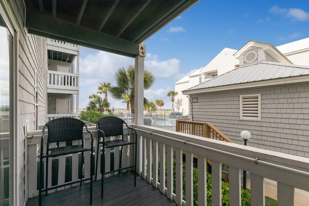 46 of 72 - 1330 Se Miracle Strip Parkway Apt 104, Fort Walton Beach, FL