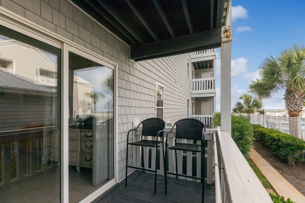 47 of 72 - 1330 Se Miracle Strip Parkway Apt 104, Fort Walton Beach, FL