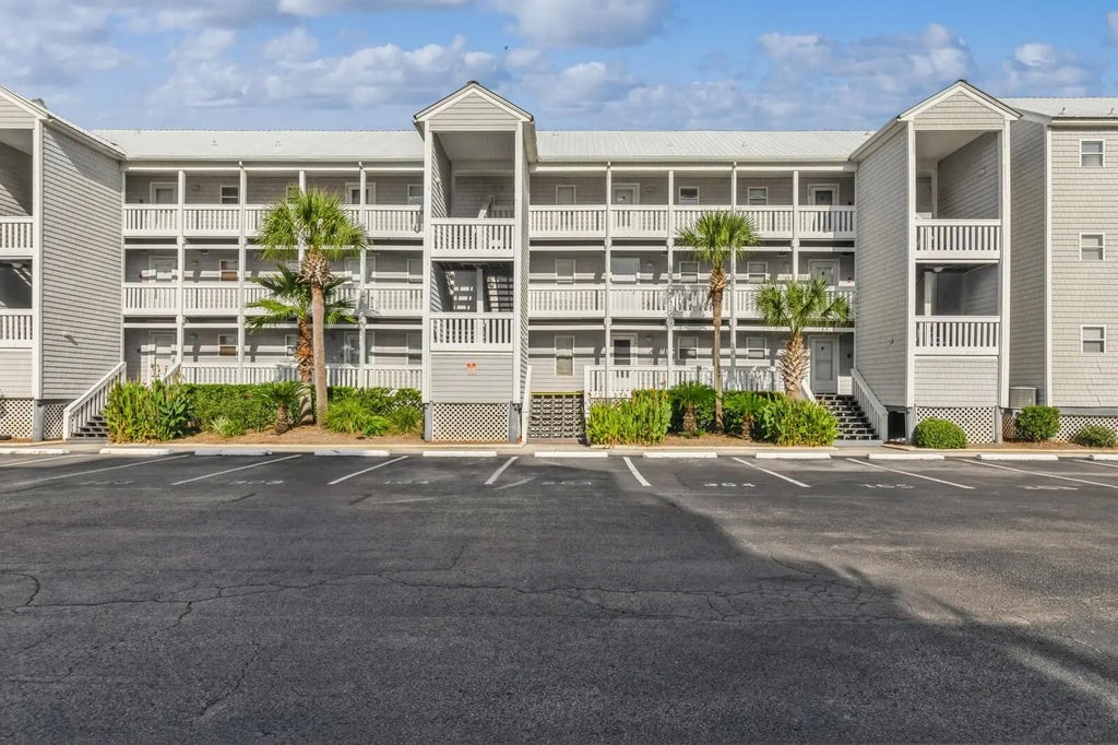 5 of 72 - 1330 Se Miracle Strip Parkway Apt 104, Fort Walton Beach, FL